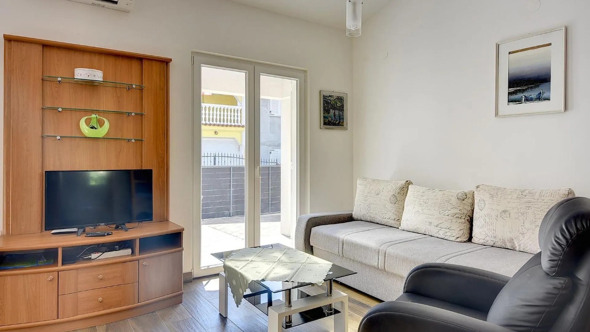 Holiday Home With Terrace And Outdoor Kitchen Medulin 0*,  Croatia