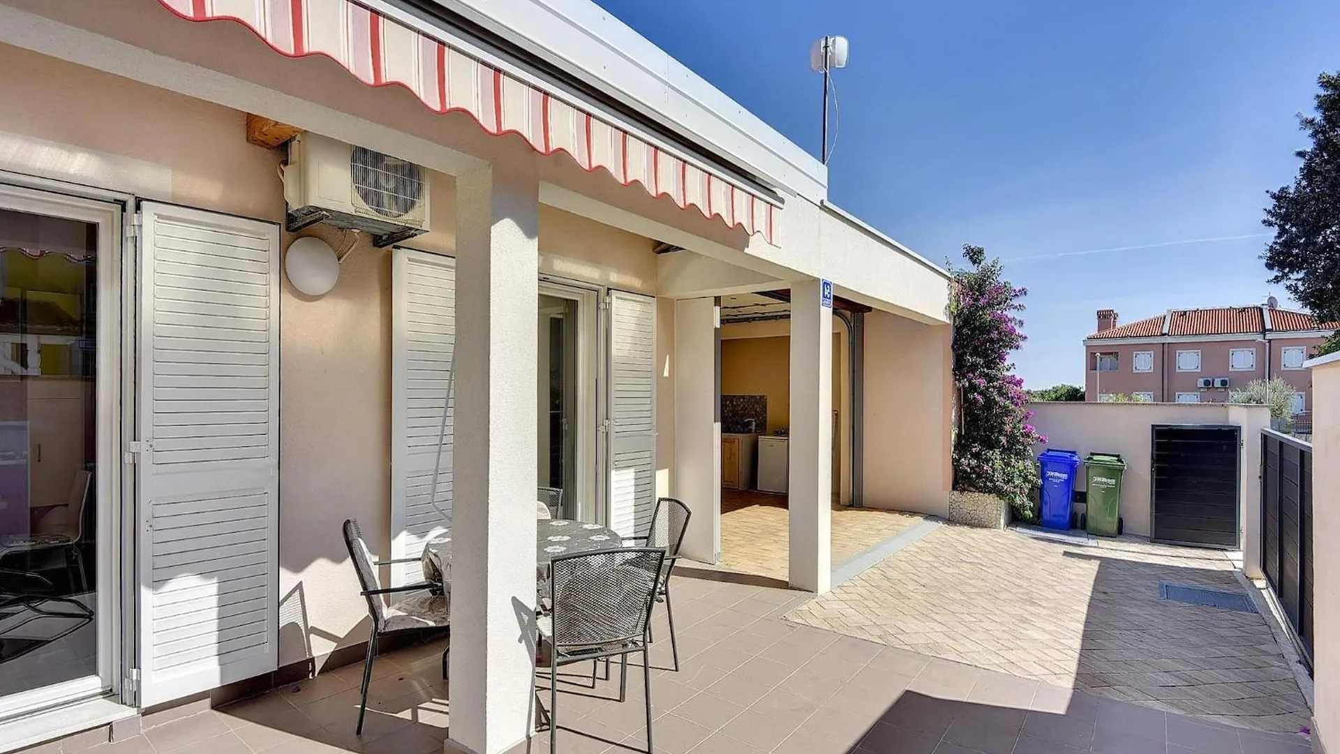 Holiday Home With Terrace And Outdoor Kitchen Medulin 0*,  Croatia